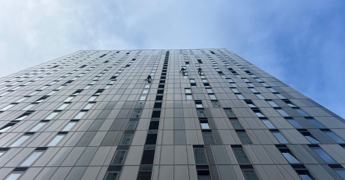 rope access window cleaners